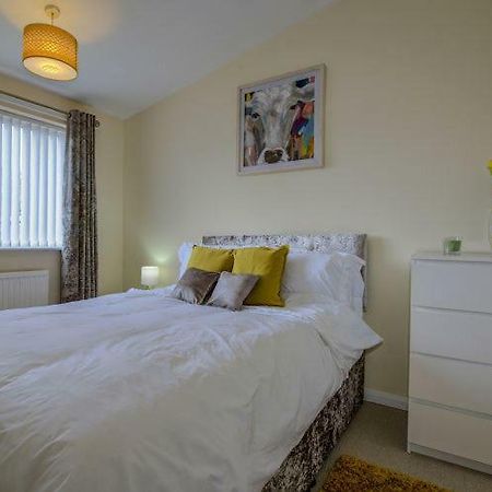 Newly Renovated Modern Home 맨체스터 외부 사진